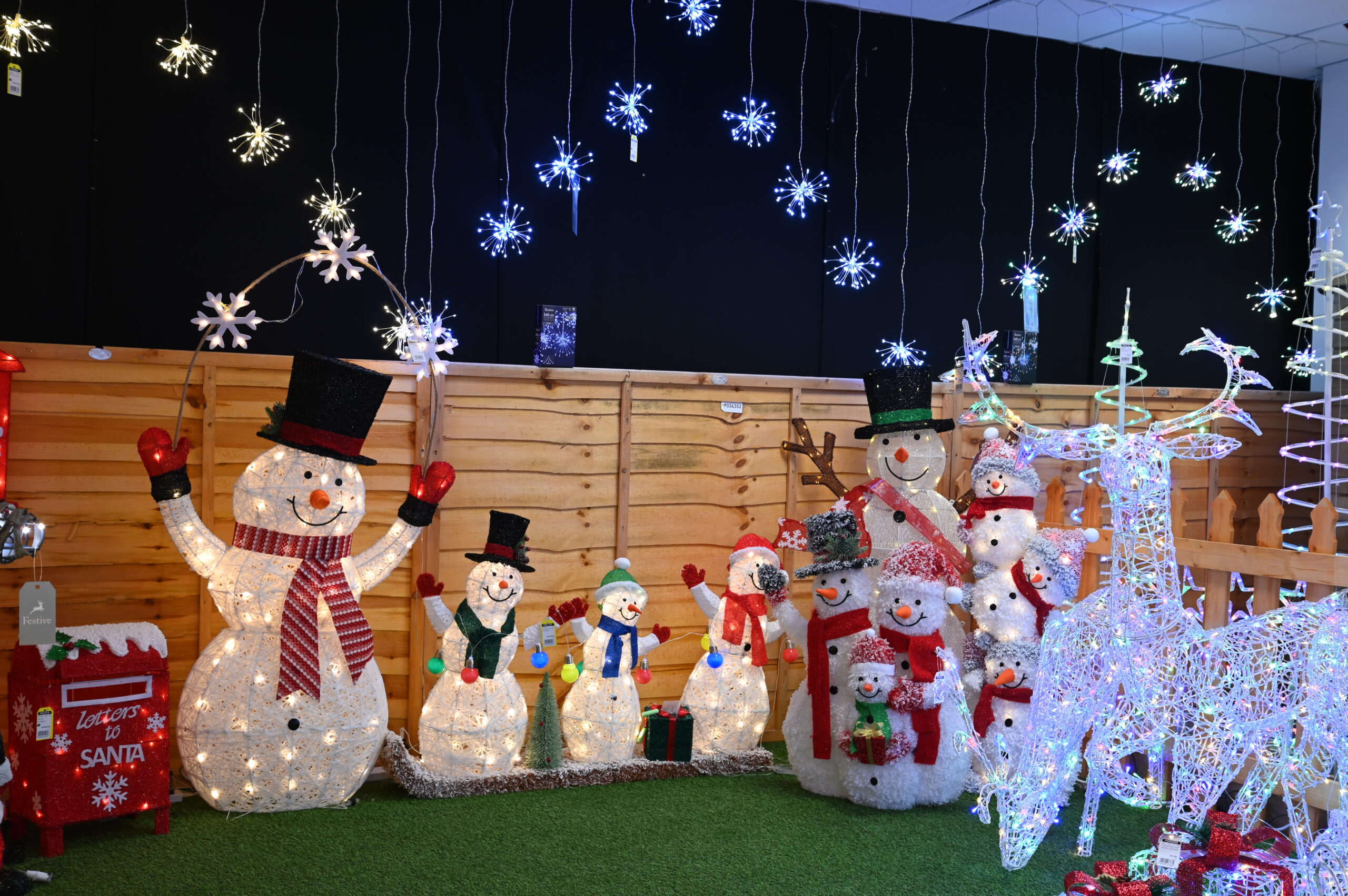 Christmas Lighting - Festive
